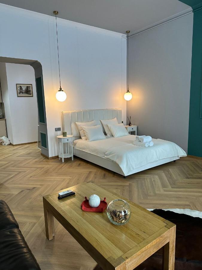 Oyster Flat Victoriei Lägenhet Bukarest Exteriör bild